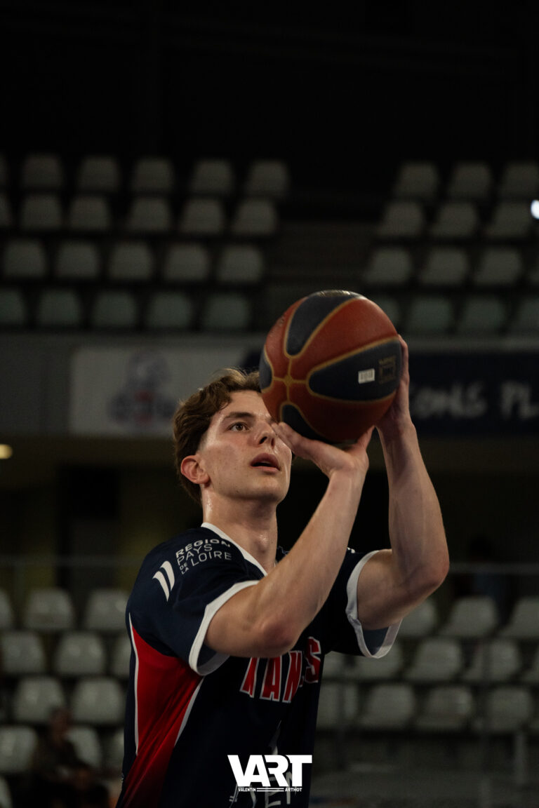 Hermine vs Caen N&B – Valentin Arthot-013